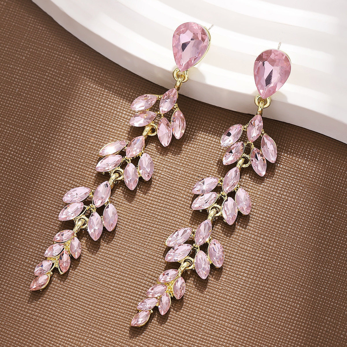 Leaf Pattern 1 Pair Retro Leaf Alloy Rhinestones Drop Earrings