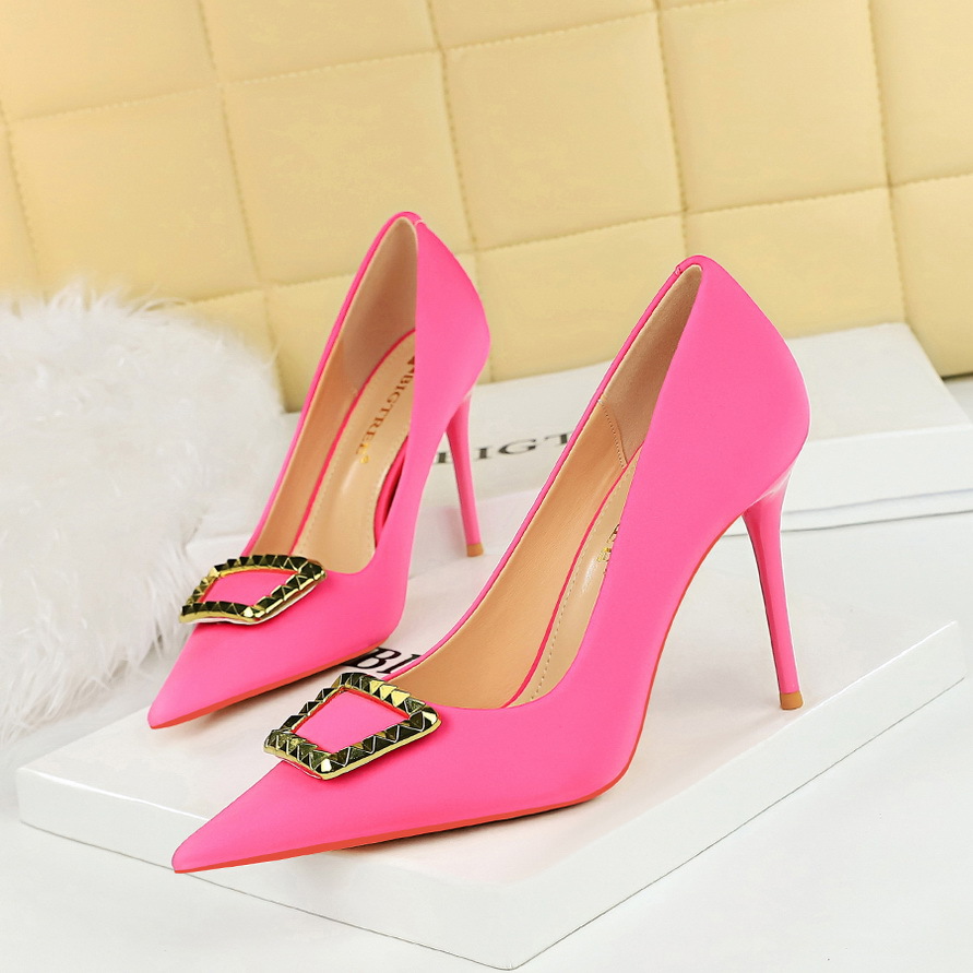 3265-K9 Korean Style Fashion Party High Stiletto Heels Shallow Mouth Pointed Toe Metal Buckle Decorated Single Women's_vogvips.com