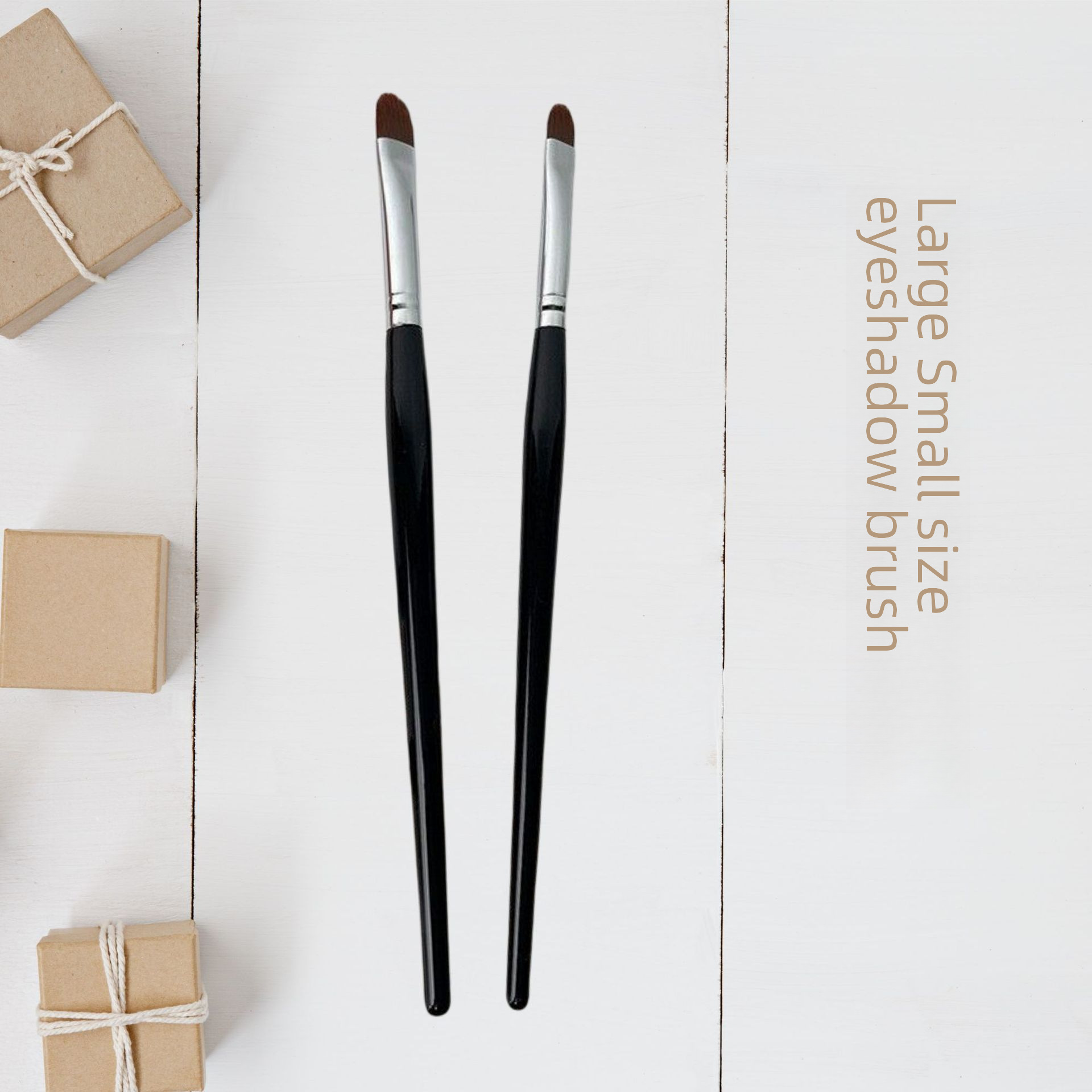Brush, highlighter, face blush soft-bristled, (Physicals)
