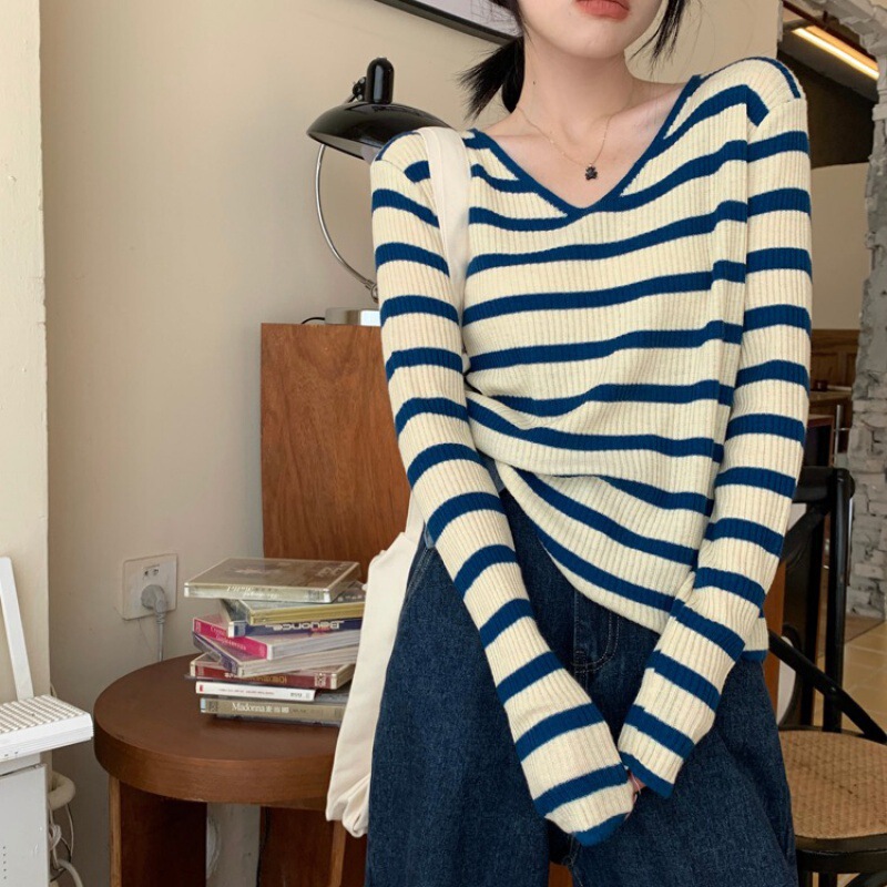 V Neck Stripesd Knitwear Women's 2024 New Design Thin Long-Sleeved Top
