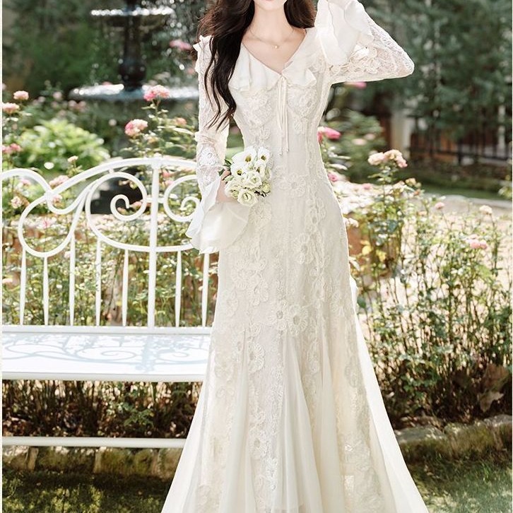 Autumn New French Gentle Style Lace Skirt Embroidered V Neck Design Long-Sleeved Dress Fishtail Dress for Women