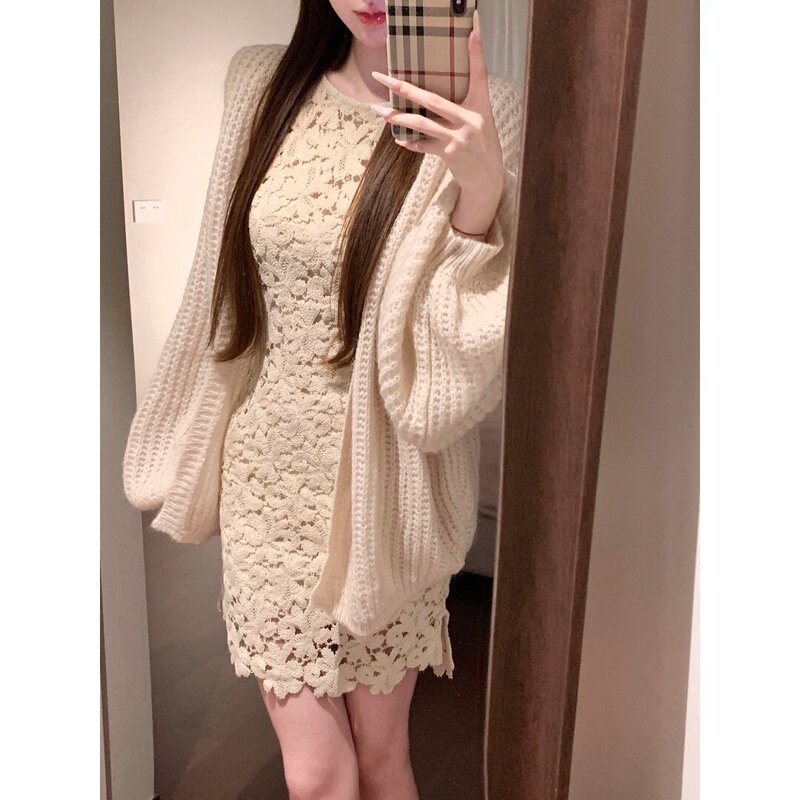 French-style elegant outfit for early autumn: long-sleeved knitted cardigan top and lace patchwork tank dress two-piece set for women