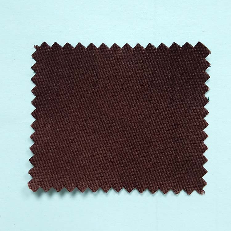Precio de fábrica de tela de algodón tejido de color sólido suave tela de camisa 100% algodón cepillado impermeable