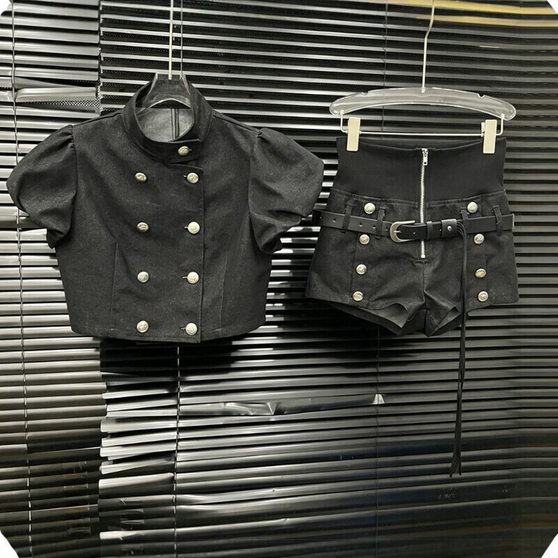2026 Spring and Summer New Style Retro Palace Style Double-Breasted Short Top + High-Waisted Shorts Fashionable Casual Suit for Women 2026 Spring and Summer New Style Retro Palace Style Double-Breasted Short Top + High-Waisted Shorts Fashionable Casual Suit for Women