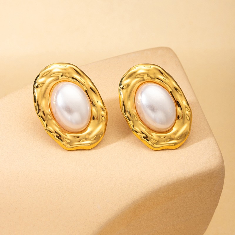 타원형 진주 스터드 귀걸이