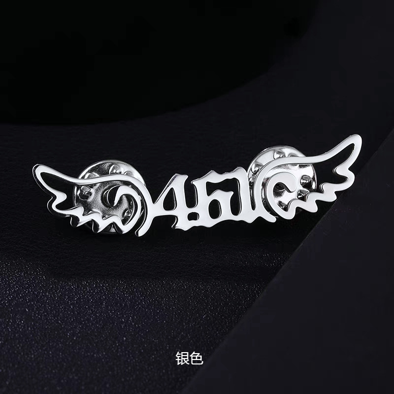 맞춤형 세트 핀 티타늄 스틸 중공 배지 맞춤 제작 된 스테인레스 스틸 브로치 로고 문자 이름 DIY