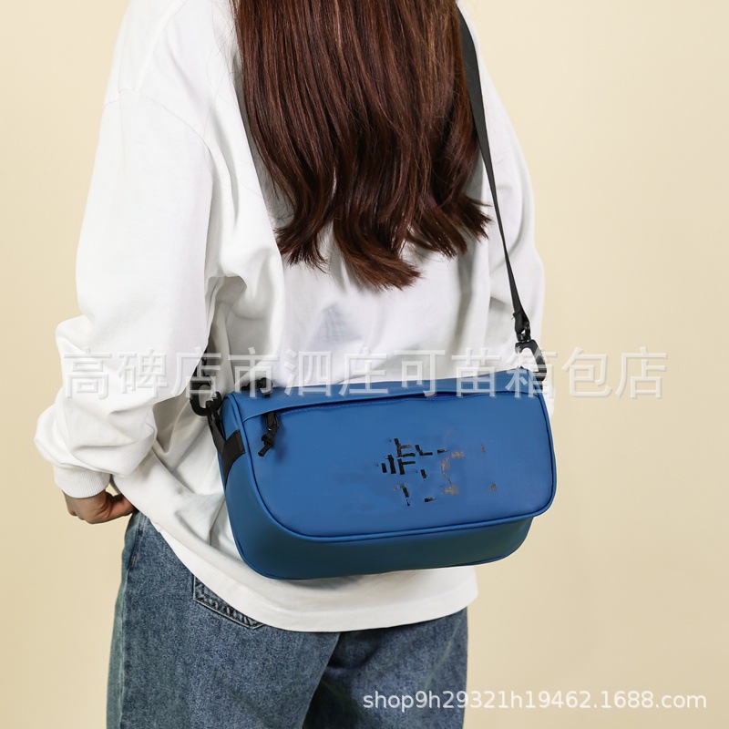 Universal capacious one-shoulder bag for leisure for traveling for…