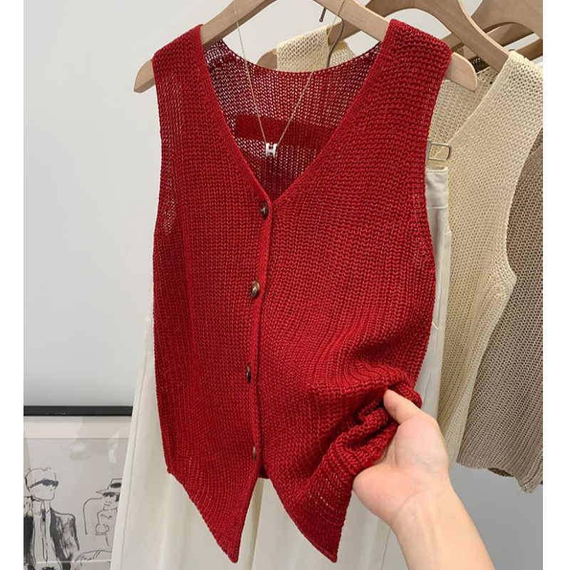 Chanel-Style Sleeveless Red Hollow-Out Vest T-Shirt for Women, Summer 2026 New Unique and Stunning Top