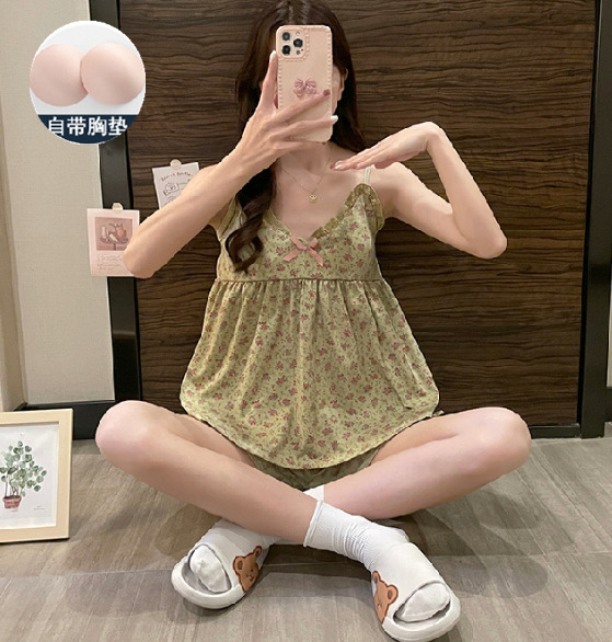 Verano nueva correa pijamas mujeres retro pequeño floral celebridad en línea de las mujeres desgaste del hogar traje TikTok entrega en vivo al por mayor