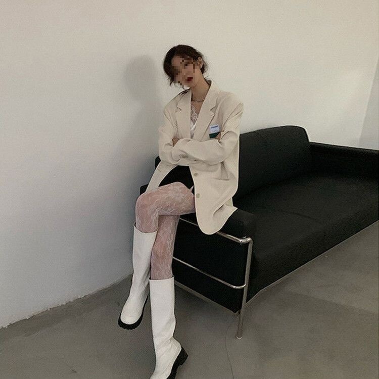 White padded shoulder blazer for women, 2026 spring/autumn new style, versatile, slimming, loose, casual, oversized, trendy suit