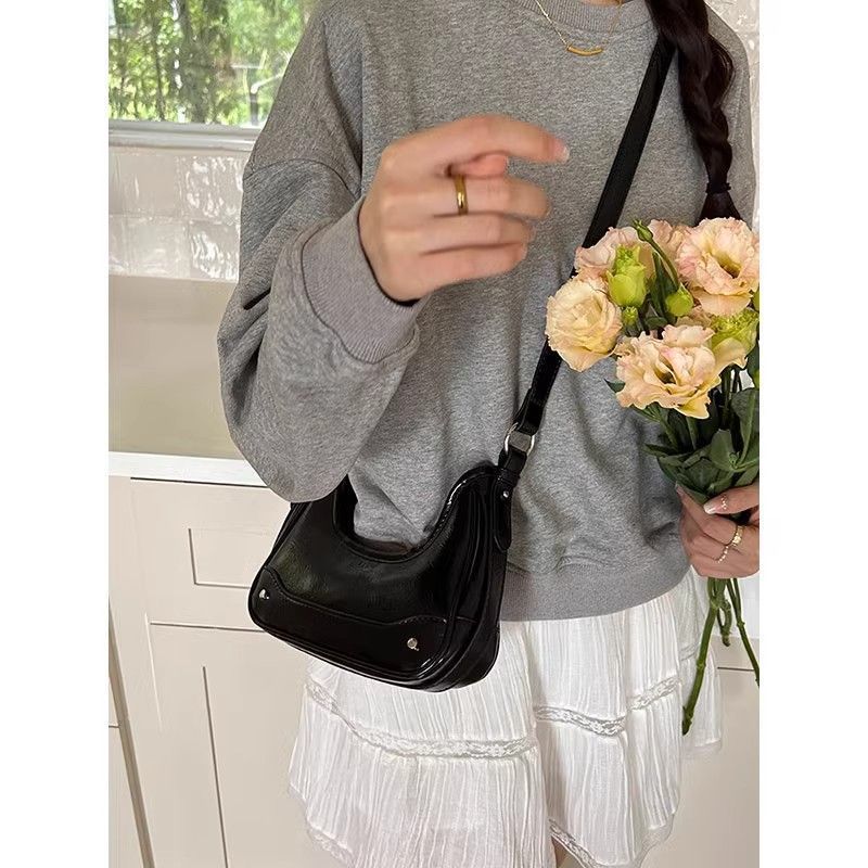 Elegant Women's Shoulder Bag Handheld Chain Handbag Versatile Crossbody_voghion.com