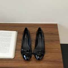 2025年秋季新款蝴蝶结圆头浅口单鞋女仙女风漆皮一脚蹬粗跟单鞋女