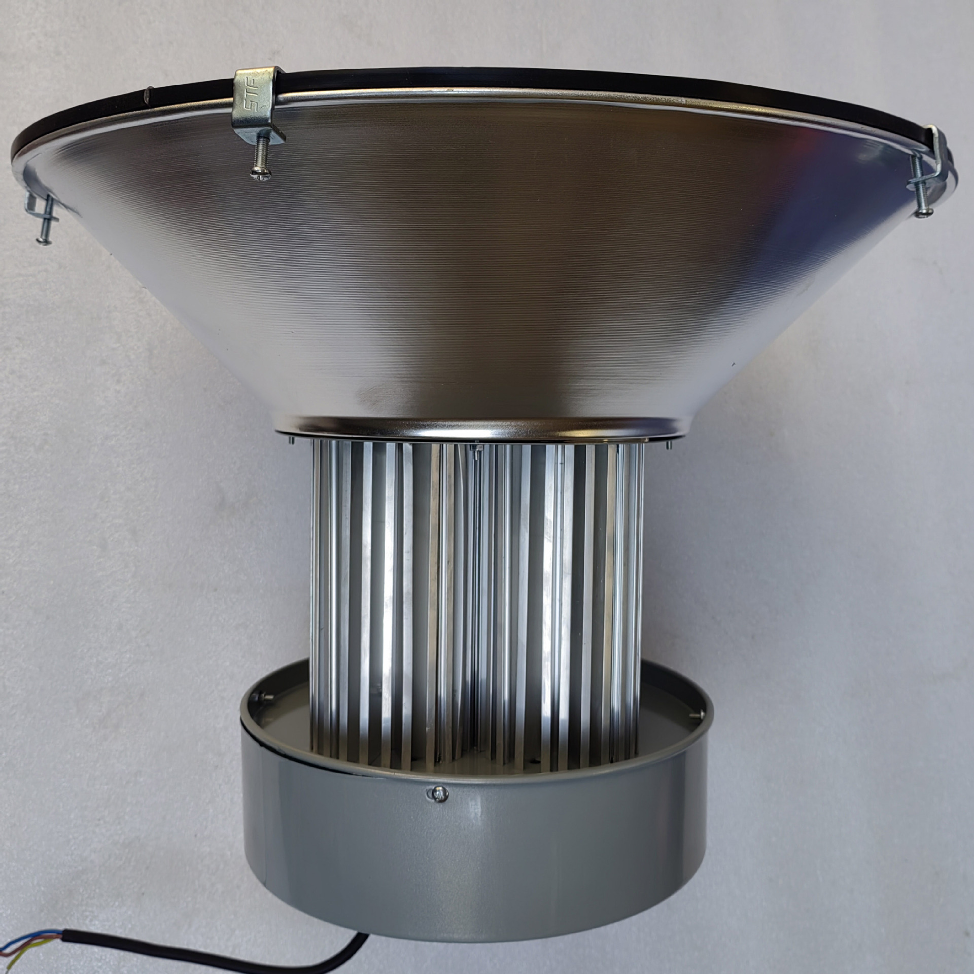 GT9181C LED�߶���200W��ˮ�������ݹ����IP65����������