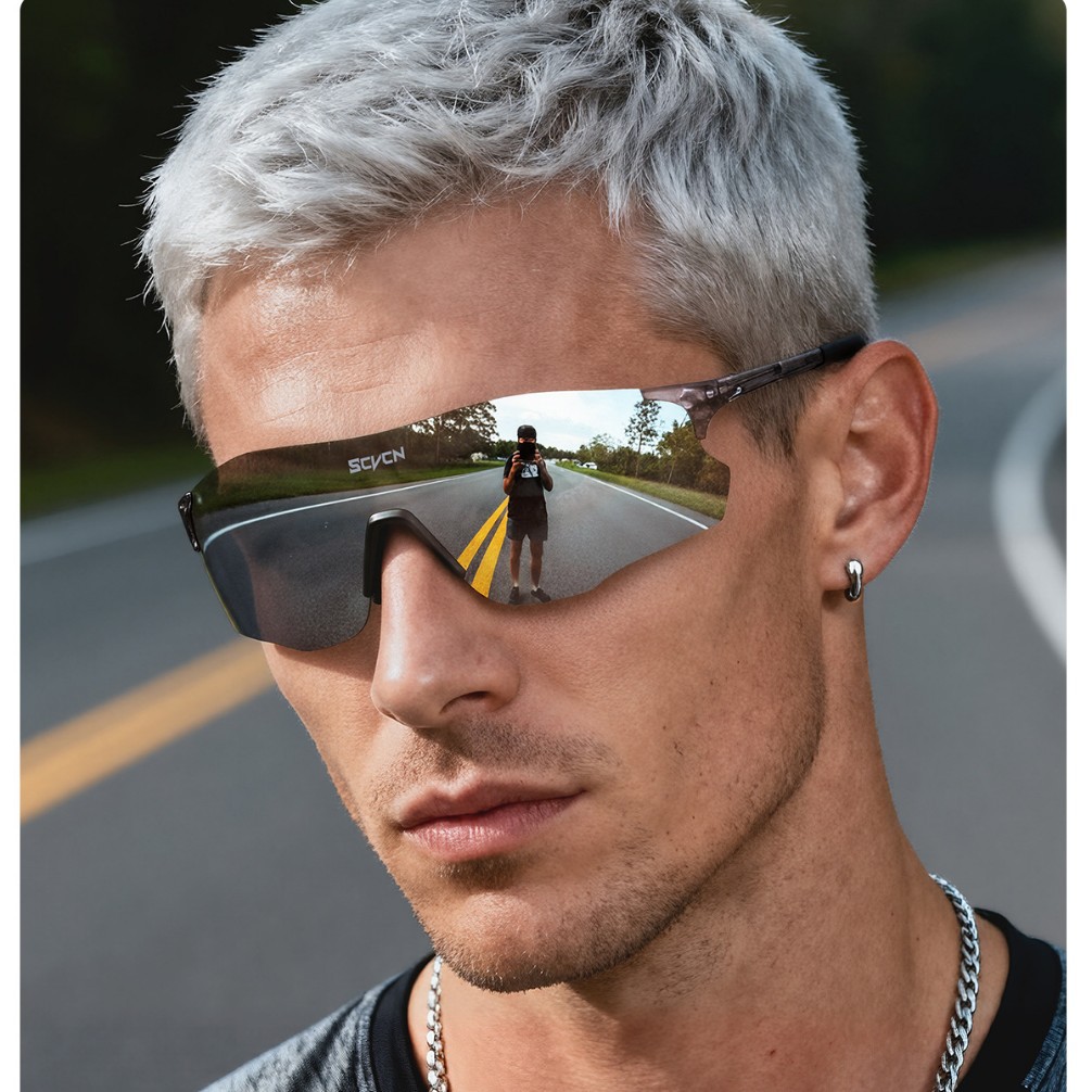 Scvcn Running Glasses Lightweight Photochromic Day and Night Running Marathon Hiking Windproof Goggles