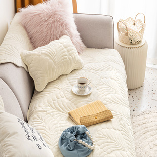 Flannel Sofa Cushion Simple Cushion Autumn and Winter Plush Suede Cover Cover Cloth Sofa Cover Machine Washable Cushion