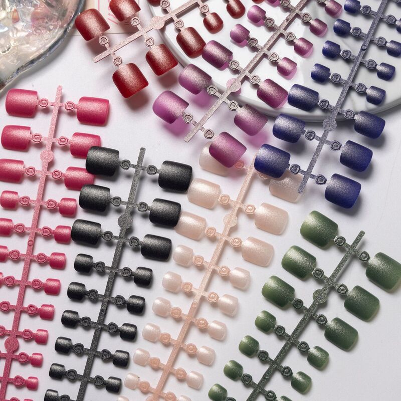 New Style Toenail Wearable Nail Ice Transparent White Moonlight Frosted Cat Eye Toenail Fake Nail Art Piece Factory Wholesale New Style Toenail Wearable Nail Ice Transparent White Moonlight Frosted Cat Eye Toenail Fake Nail Art Piece Factory Wholesale