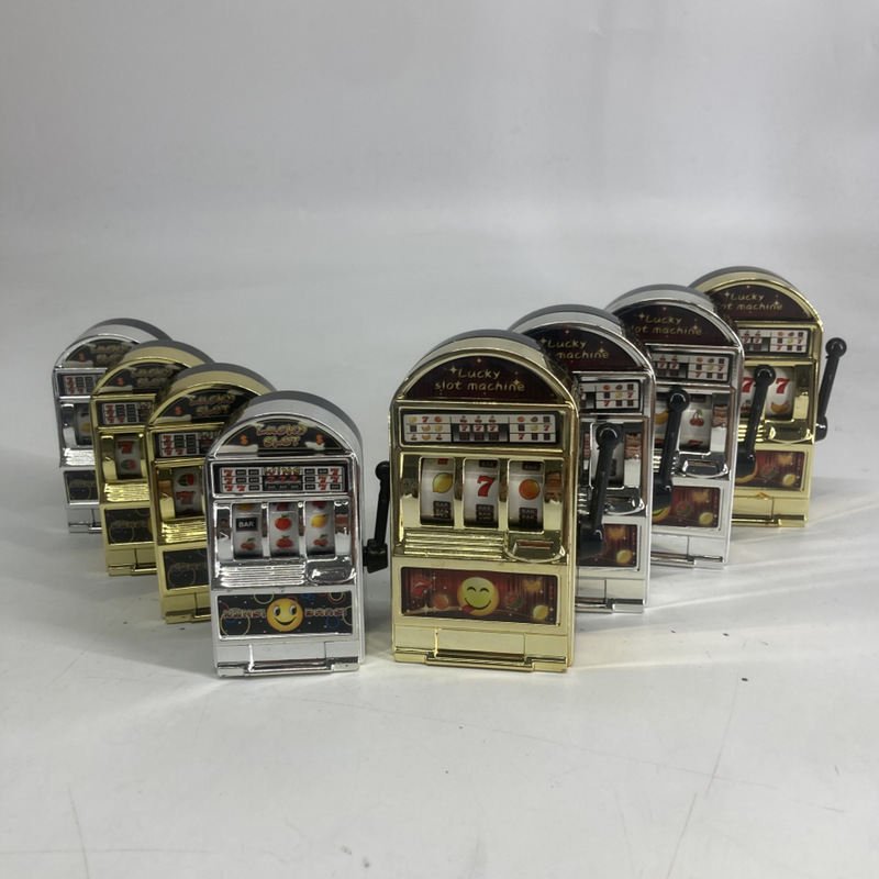 Cross-Border Children's Handheld Lottery Machine Mini Award Game Console Rocker Export Model Gift Toy