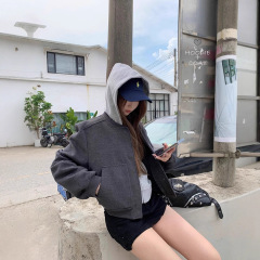 2025年秋季外套女高级感复古酷飒风棒球服气质短款夹克休闲女上衣