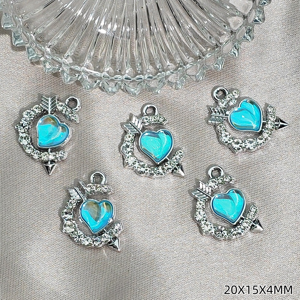 Exquisitos accesorios de joyería colgante de diamante de alta protección ultravioleta al por mayor collar DIY artesanal colgante de materiales de ropa de pulsera
