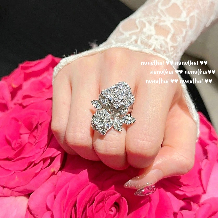 One size ring, 321 carat