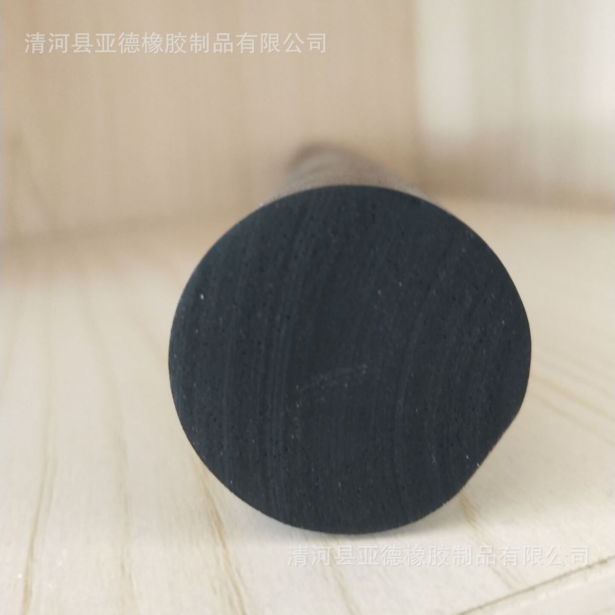 5.5mm密实圆柱封条 三元乙丙密封条 epdm圆柱橡胶条防撞条