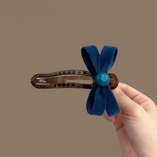 �nϵ�z�q�����Y����AŮ2025�¿�߼��к��X�����~�A�^�̖�l�