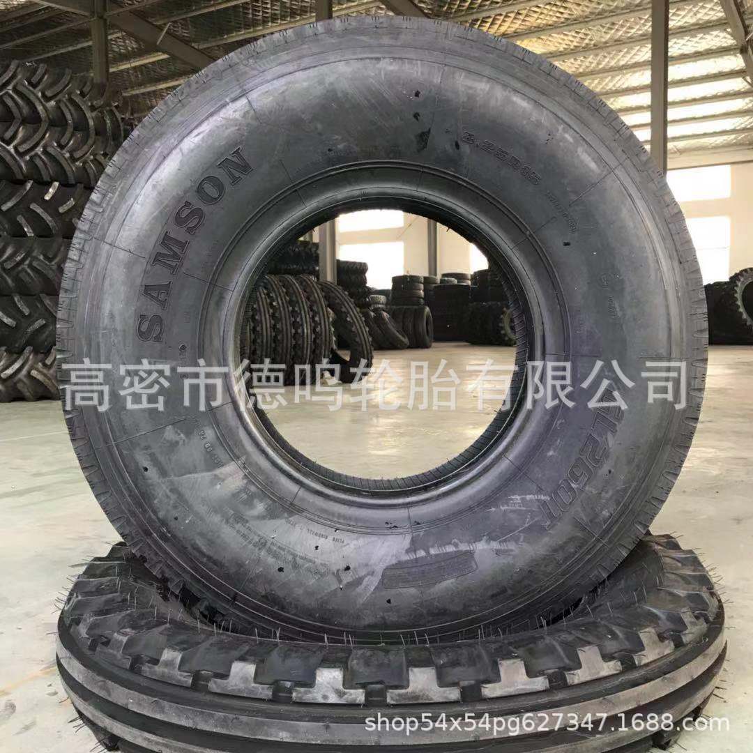 Los fabricantes suministran neumáticos de remolque de acero 825R15 neumático de camión 8,25/7.50R15