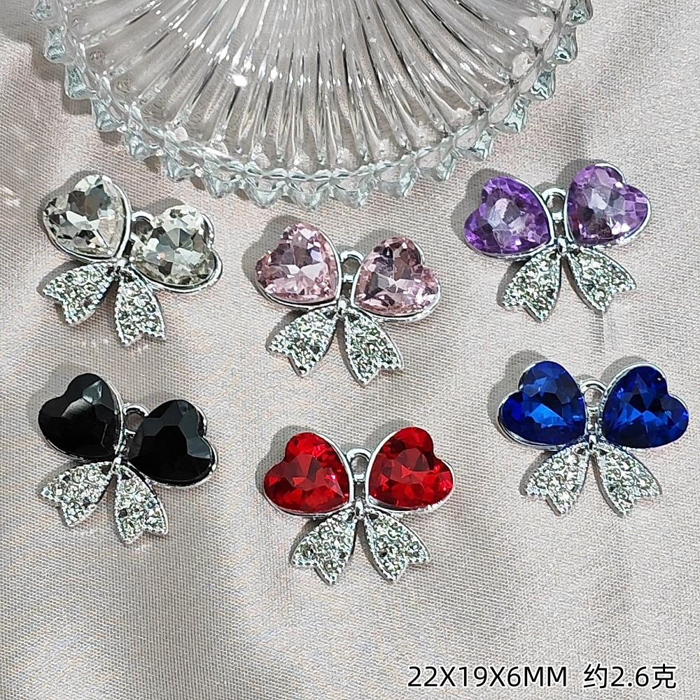 Exquisitos accesorios de joyería colgante de diamante de alta protección ultravioleta al por mayor collar DIY artesanal colgante de materiales de ropa de pulsera