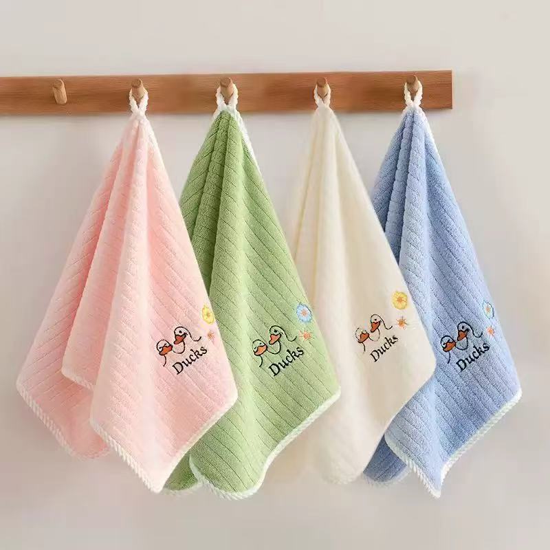 Cartoon children's towel pure cotton face towel absorbent lint-free soft face towel cute baby kindergarten small towel Cartoon children's towel pure cotton face towel absorbent lint-free soft face towel cute baby kindergarten small towel