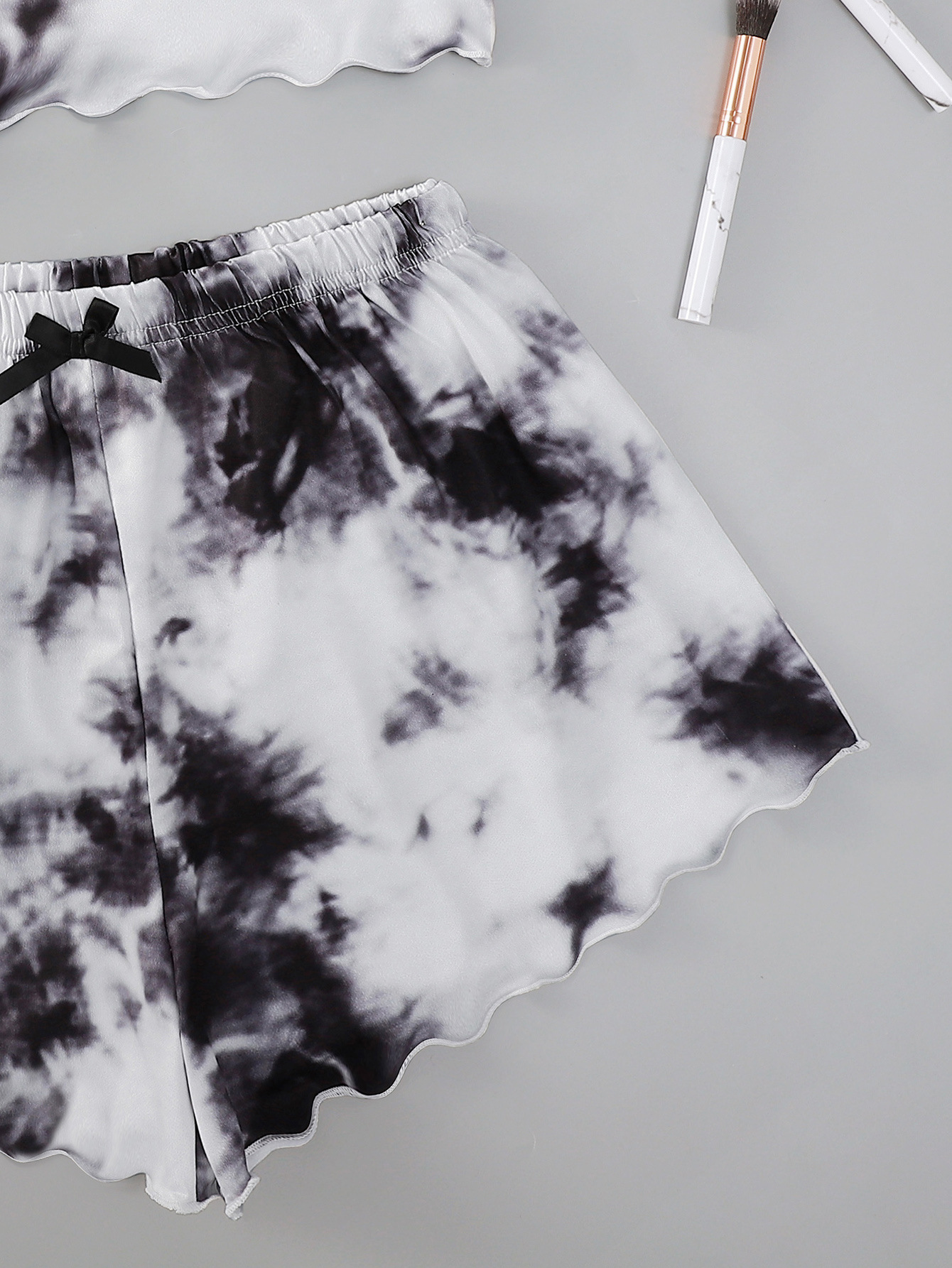 Nueva Camiseta de manga corta con estampado English DREAM y traje de ropa para el hogar con pantalones cortos teñidos en corbata TL9400