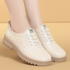 Mum's Shoes Spring 2023 New Flat Leather Shoes for Women Soft Leather Single Shoes Soft Sole Comfort Casual Shoes for Middle-Aged and Elderly Women