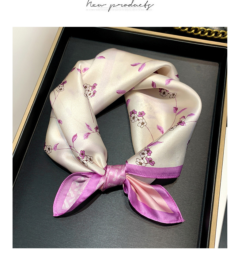 2021 Spring And Summer New Floral Print Pattern Silk Scarf Fashion Small Square Scarf display picture 4