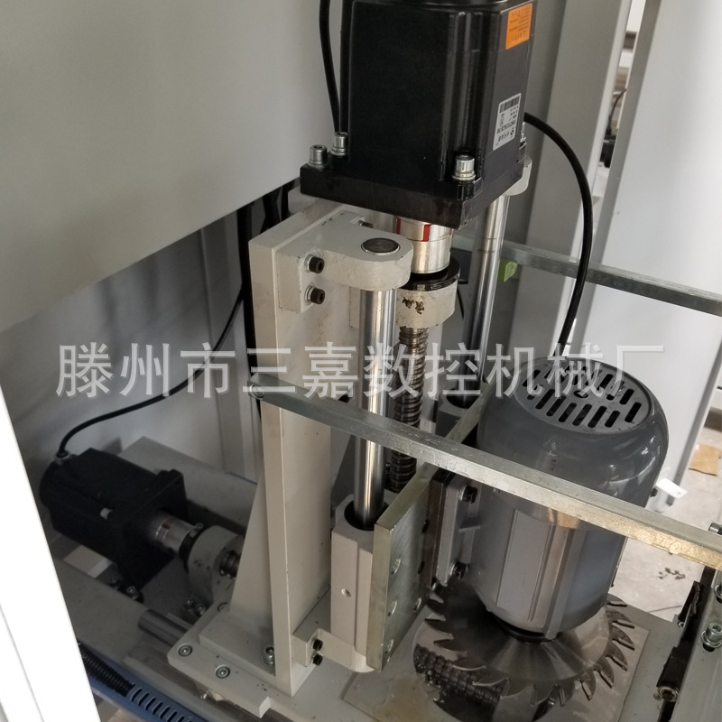 �����Ŵ��ӹ��豸����  PVC�Ŵ����ؽǷ���ǻ� ȫ�Զ��ܸ���ǻ�