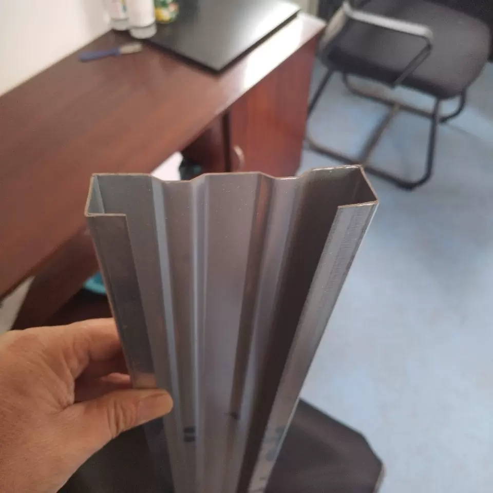 金属托盘配件叉车托盘配件 型号20X100x1.2