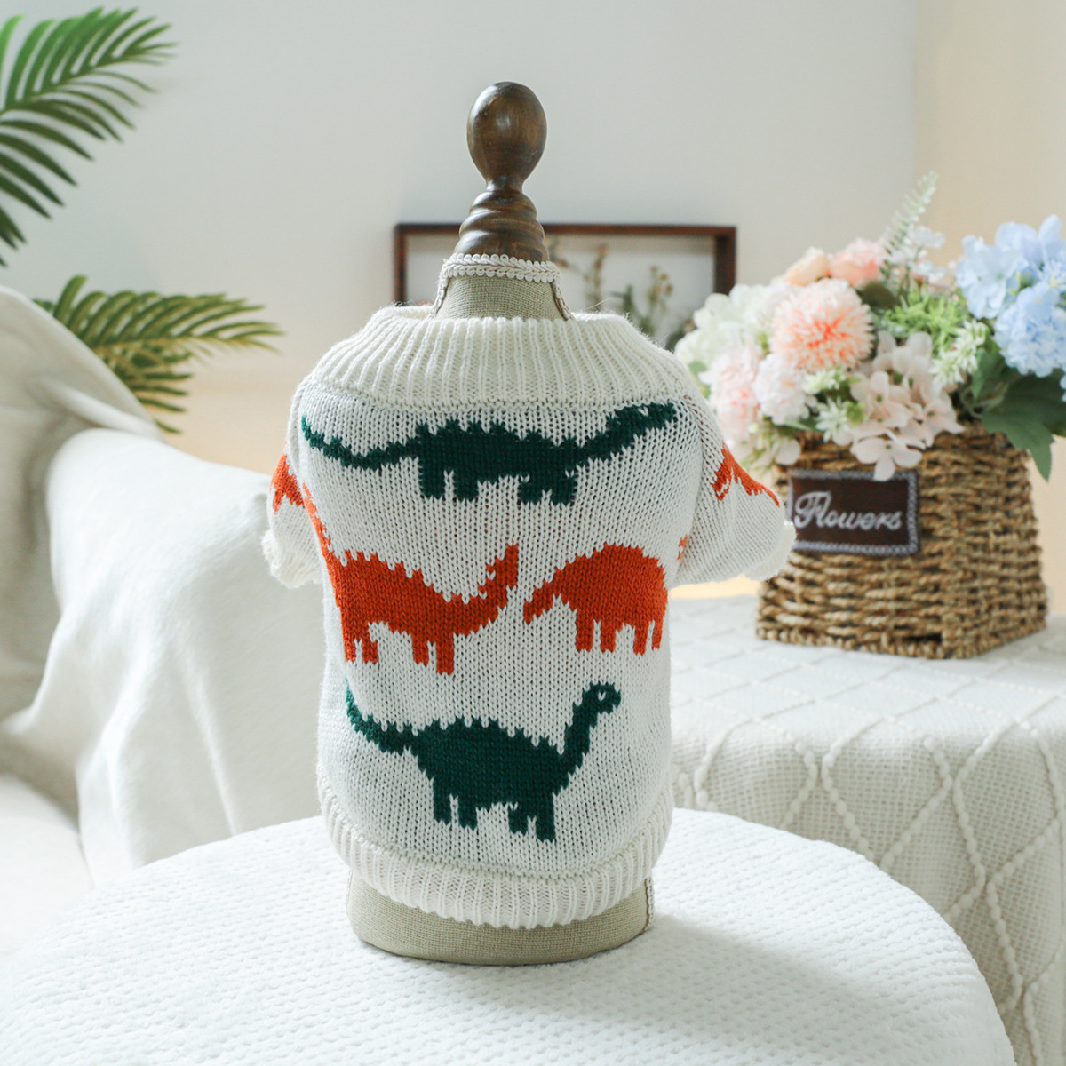 Suministro directo de fábrica otoño e invierno nuevo cálido y cómodo perro suéter ropa para mascotas gato ropa flores y flores suéter