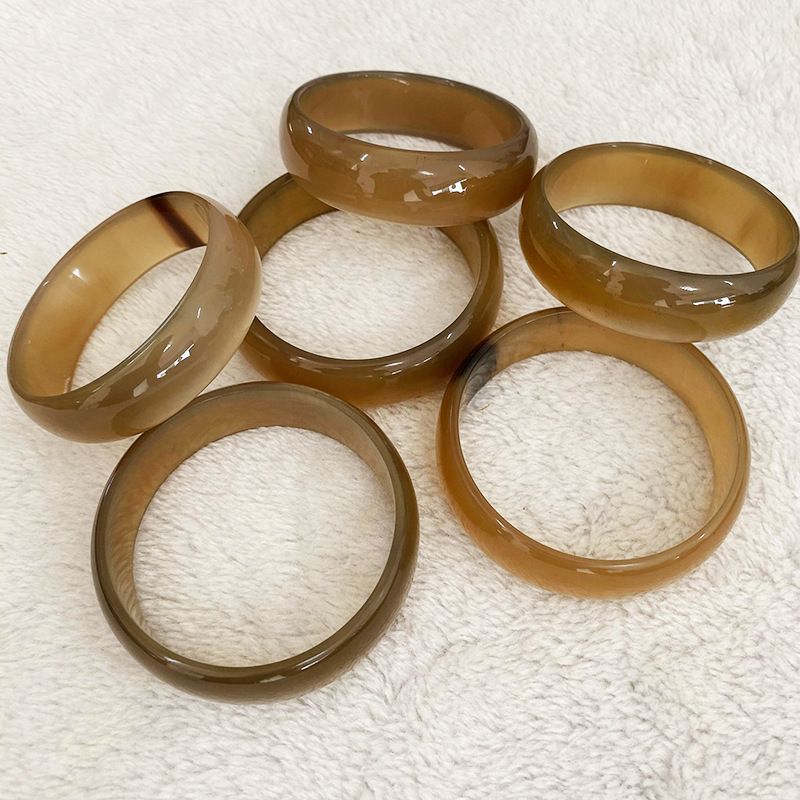 男女通用の牛の角の広い面の腕輪のファッション的な民族の風の手のアクセサリの古風な漢服は丸いブレスレットを飾ります。|undefined