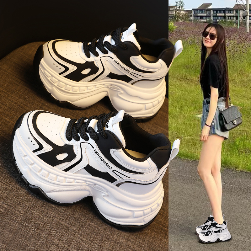 Giày sneaker nữ chunky đế dày HS6798-52 kiểu hot trend — Đen và trắng