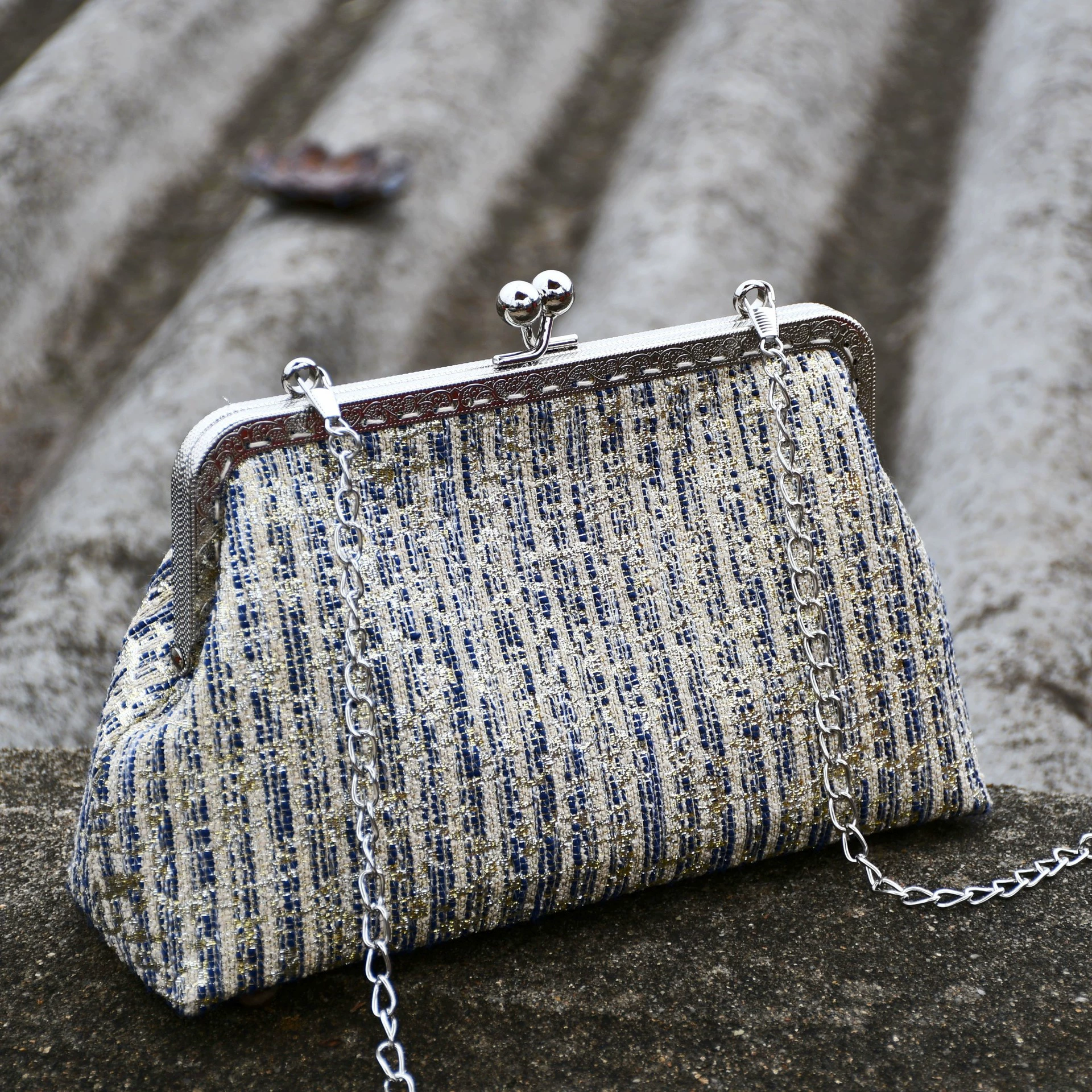 Вэн Кай — набор материалов «сделай сам» для нематериального культурного наследия для традиционного китайского этнического чонсама и сумки ханьфу.