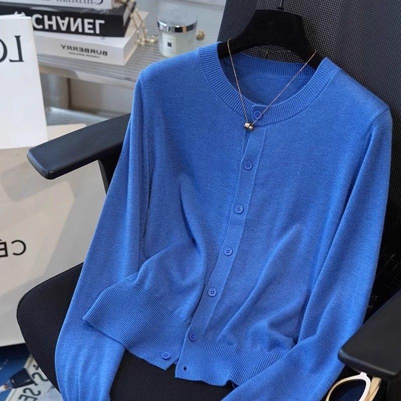 2026 niche fashion solid color single-breasted knit sweater, a comfortable and stylish outerwear piece for commuting, with a youthful and versatile design 2026 niche fashion solid color single-breasted knit sweater, a comfortable and stylish outerwear piece for commuting, with a youthful and versatile design