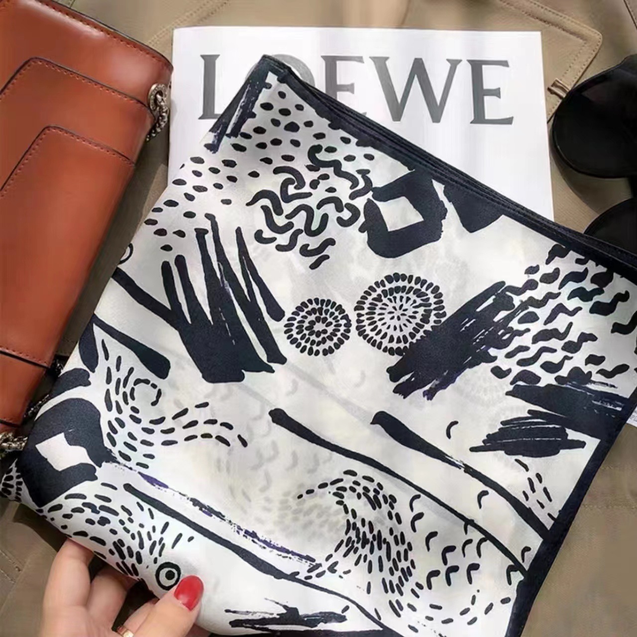 e06c017d052b4a8ed25cc6ed16969e