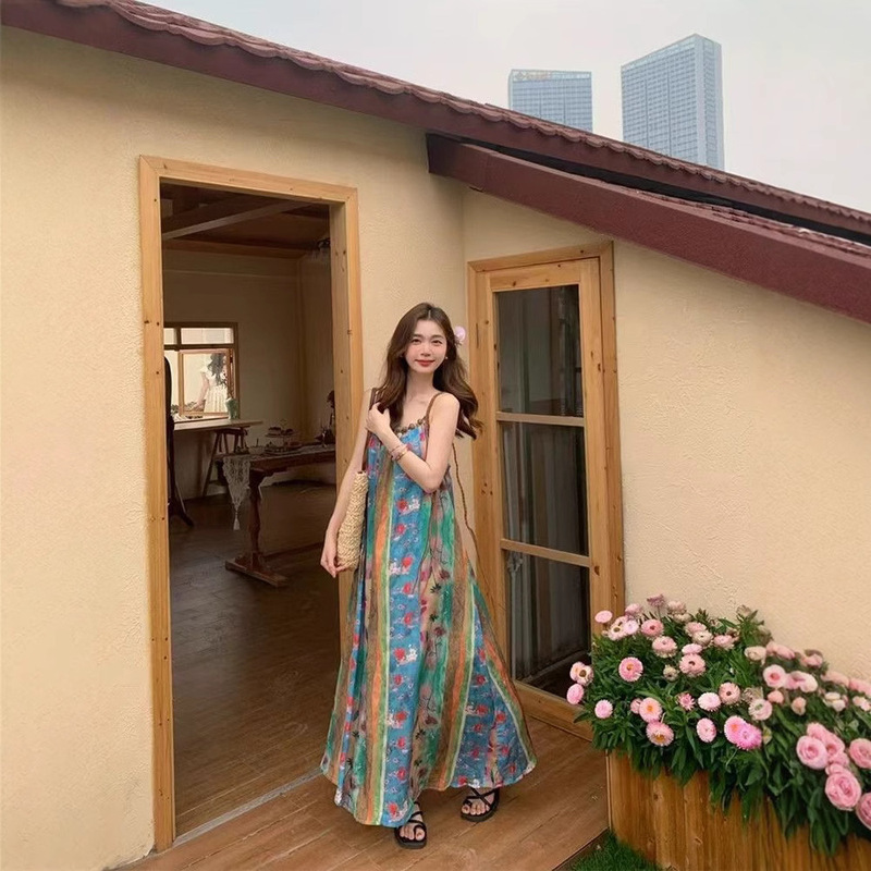 Vintage Floral Sling dress Women's Summer New Design Sense Contrast Color Striped Thai Sanya Seaside Holiday Dress Vintage Floral Sling dress Women's Summer New Design Sense Contrast Color Striped Thai Sanya Seaside Holiday Dress
