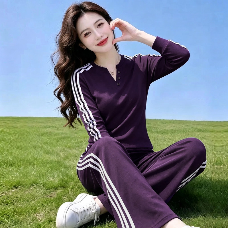 2026 Spring and Autumn Women's Casual Fashion Sports Suit for Middle-Aged Mothers, Large Size, Loose, Stylish, Age-Reducing Two-Piece Set