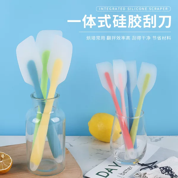 Factory in stock integrated semi-permeable silicone scraper baking scraper cake spatula cream scraping knife baking tools