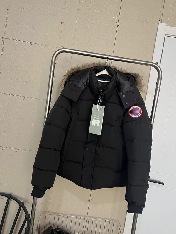 新款高端大鹅大口袋男羽绒服连帽加厚保暖防风毛领夹克女毛领外套|undefined