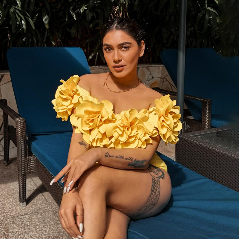 GraceChic 3D Floral Strapless High-End Solid Color One-Piece Swimsuit Set For Women 2024 European And American New Swimwear_voghion.com