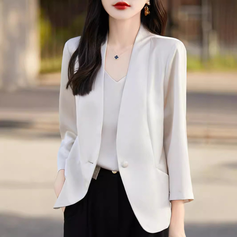 High-grade Acetic Acid Satin Suit Jacket Women's Niche Design Thin Seven-point Sleeve Small People Outer Suit Top