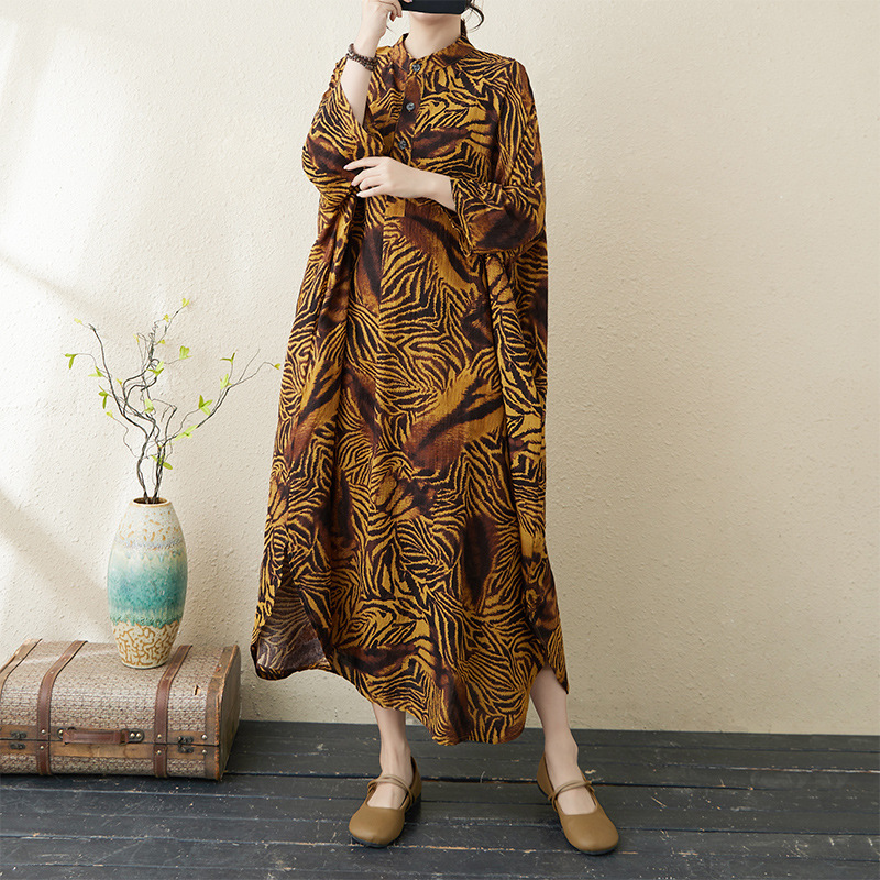 2025 Early Spring New Elegant Literary Retro Cotton and Linen Printed Stand Collar Loose Oversized Holiday Dress