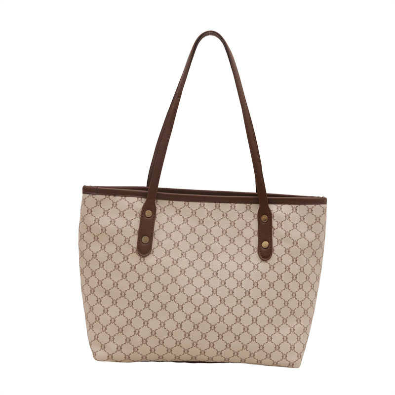 Personalidad de cercanías Bolso Tote de gran capacidad para mujer 2024 otoño nuevo hermoso bolso de hombro de moda de nicho para mujer transfronteriza