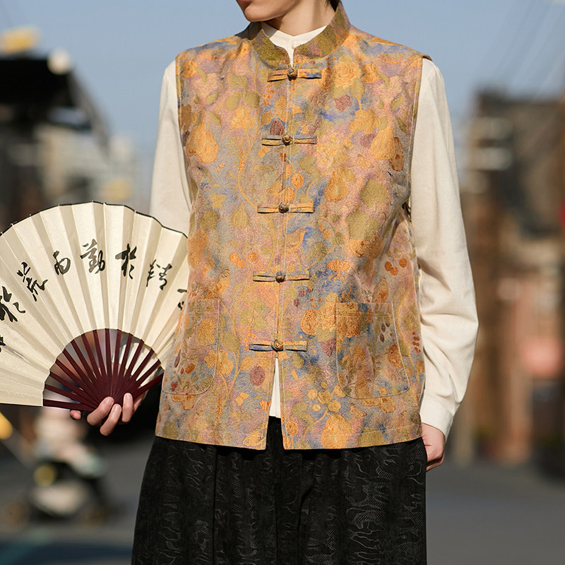 26 New Summer Models of Cross-Border Men's Clothing, Chinese Retro Tang Suit, Amazon Large Size Fashion Jacquard Men's Buttoned Vest 26 New Summer Models of Cross-Border Men's Clothing, Chinese Retro Tang Suit, Amazon Large Size Fashion Jacquard Men's Buttoned Vest