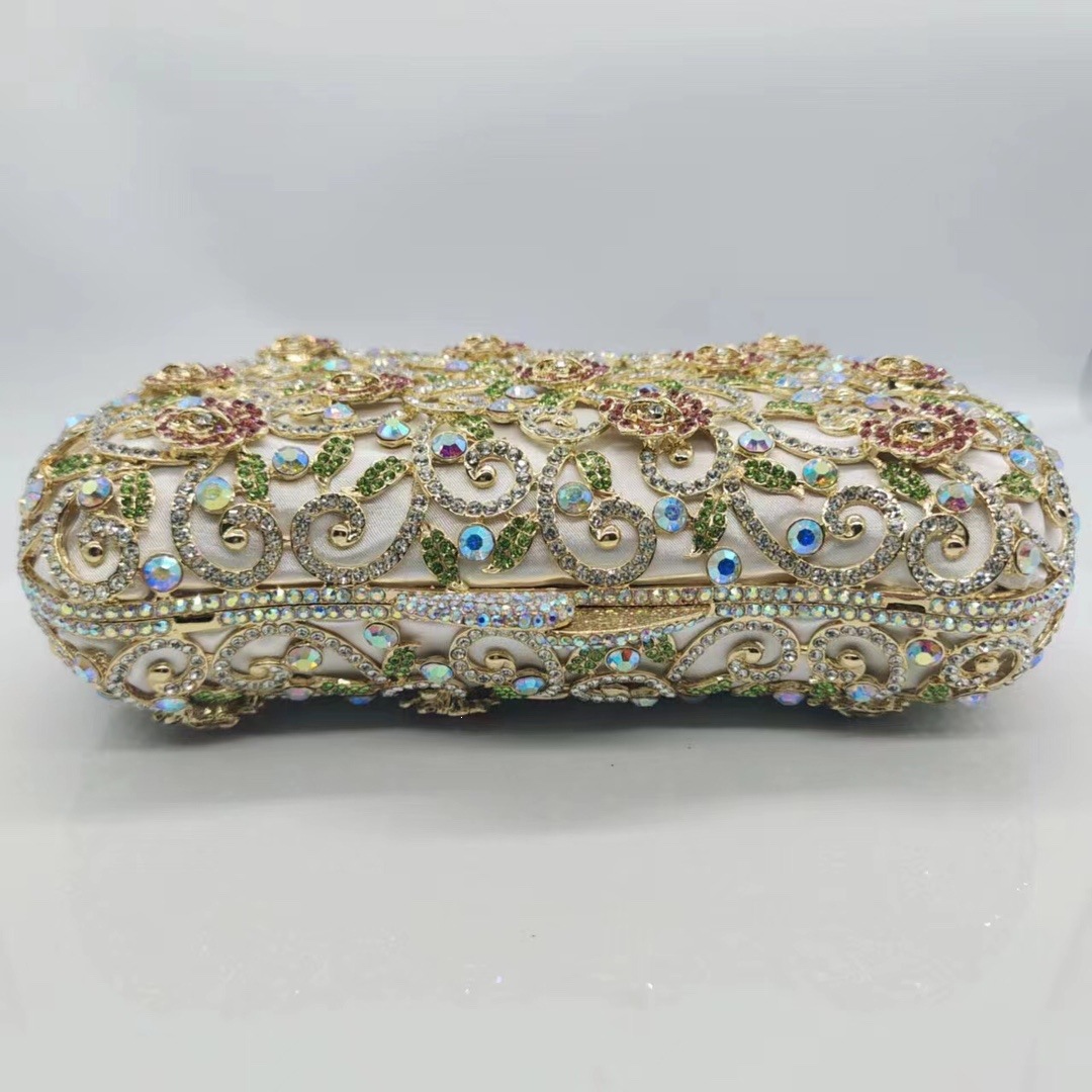 Nuevo paquete de cena de diamantes perforado transfronterizo caja metálica dura bolsa de diamantes bolsa de banquete europea y americana bolsa de mano bolsa de mujer bolsa